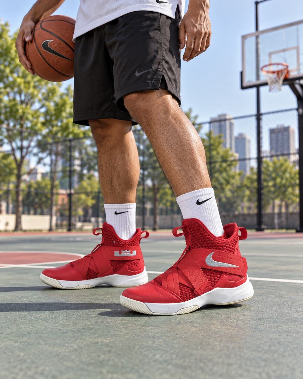 Nike LeBron Soldier XII 12 Red Basketball Shoes AT3872-603 Men’s 7.5